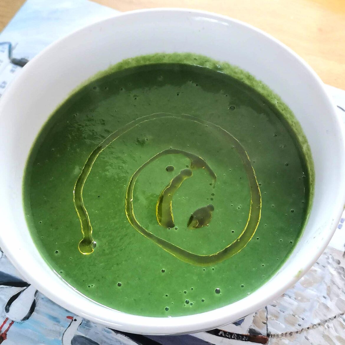 [OC] I made some spinach, potato and garlic soup