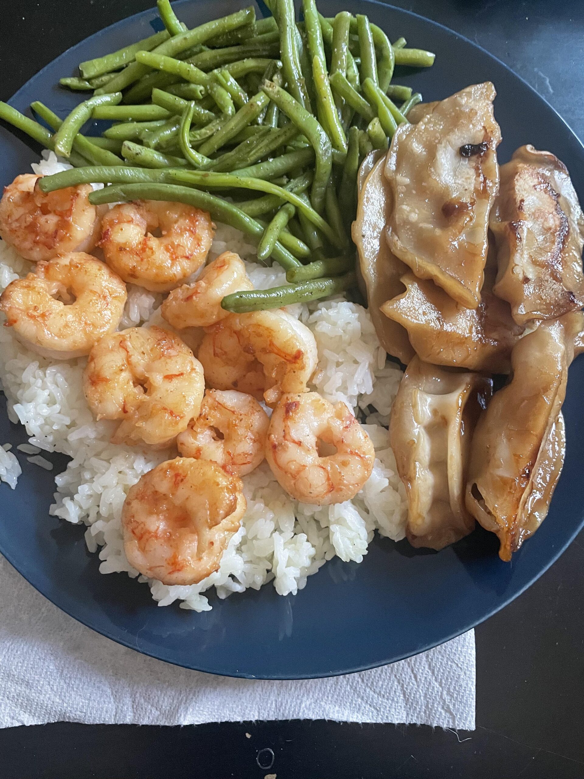 Red Argentinian shrimp (Costco,) green bean sautéed in butter (Trader