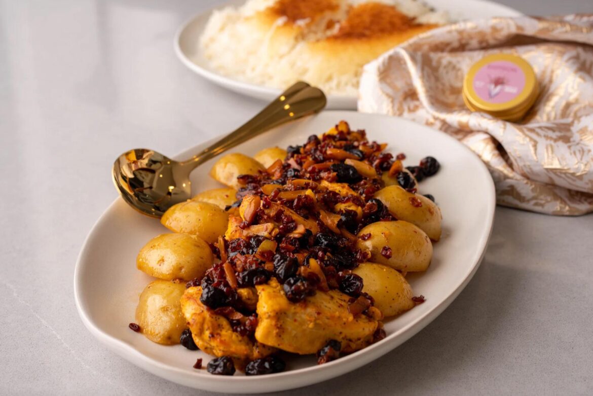 Saffron Chicken with Zereshk