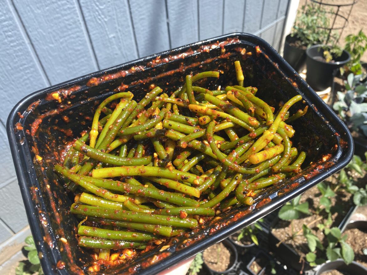 마늘쫑무침 (Seasoned Garlic Scapes)