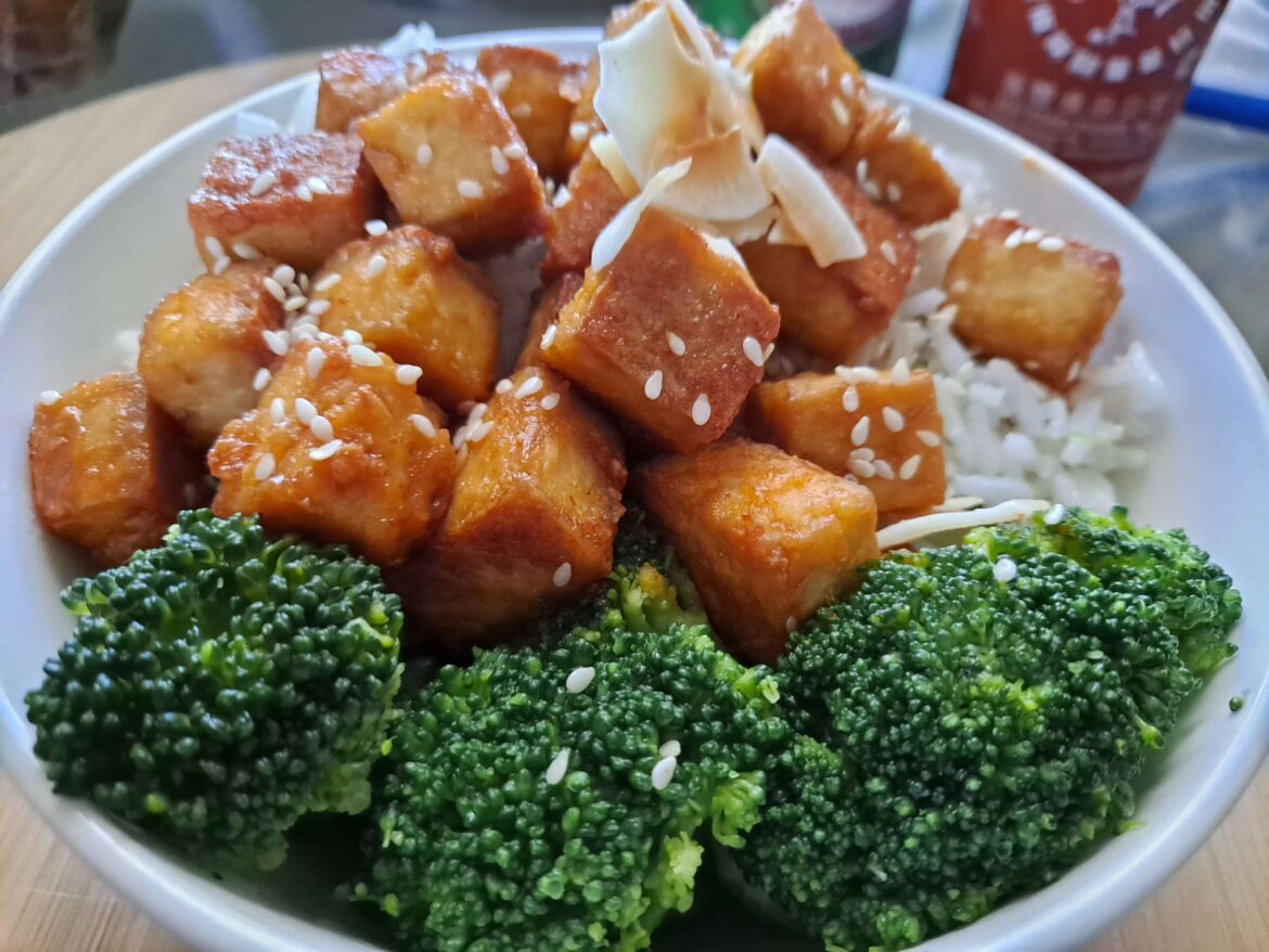 Honey Sriracha Tofu