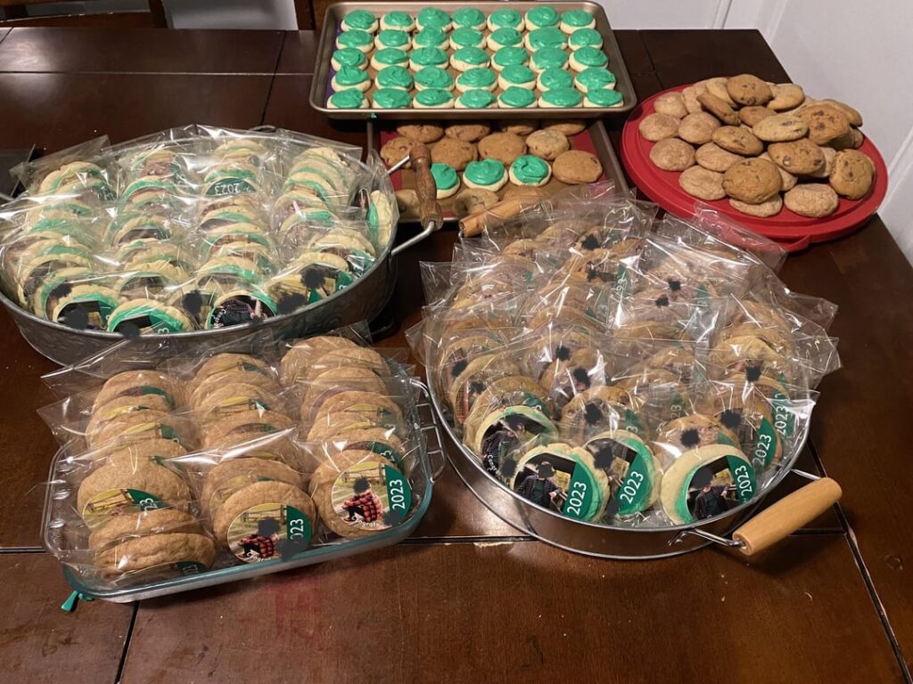 I’m 14 and made all the cookies for my brothers graduation party :)