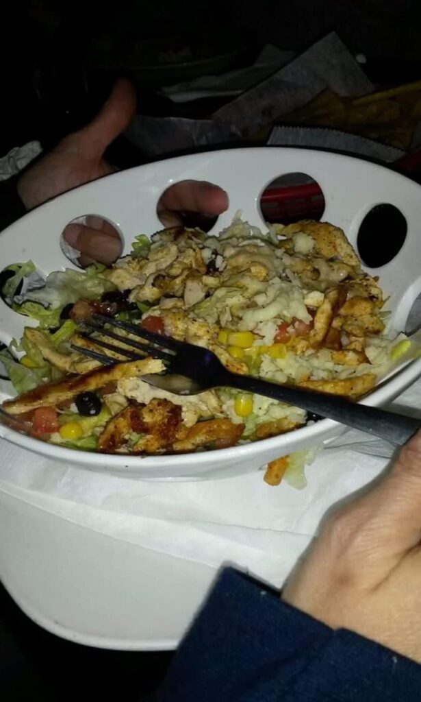 I want to keep the table clean when eating, thanks