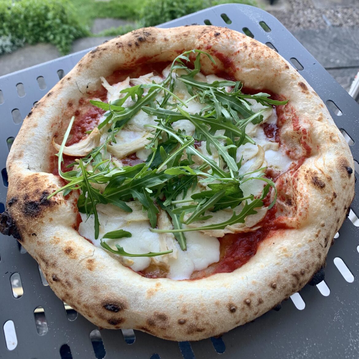 Roast chicken, red onion & rocket (arugula) Neapolitan