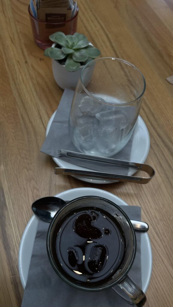 best ☕️ date, also iced americano >>>>