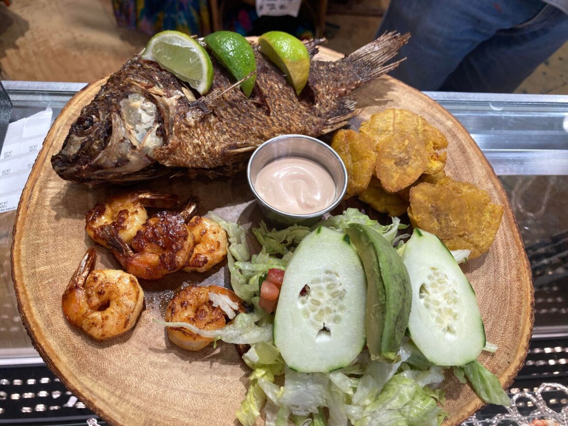 Count the rings to see if the fish is fresh.