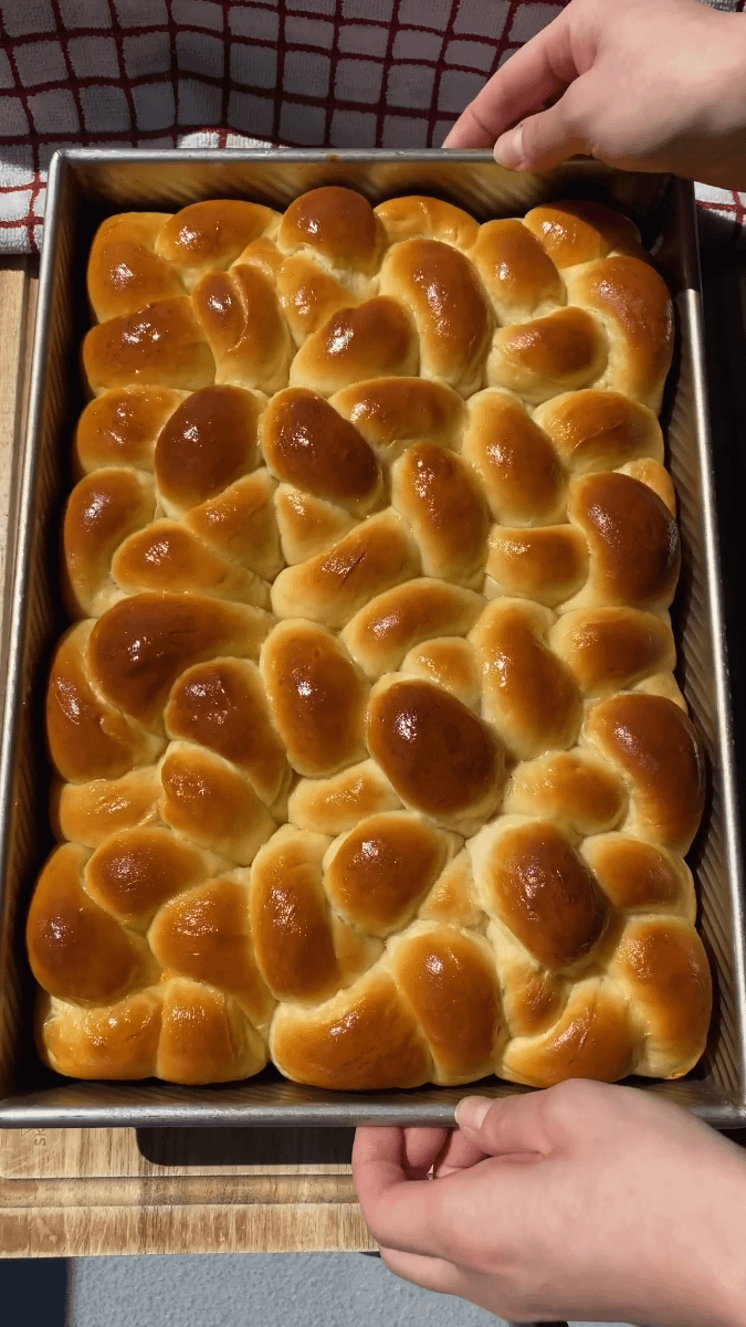 The best fluffy bread knots recipe Dining and Cooking