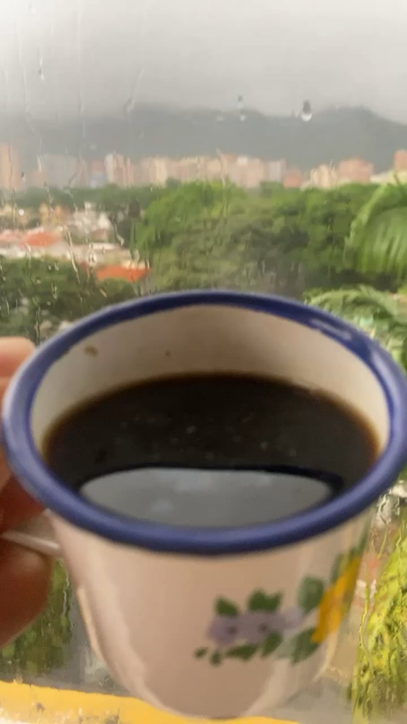 Primero un café
