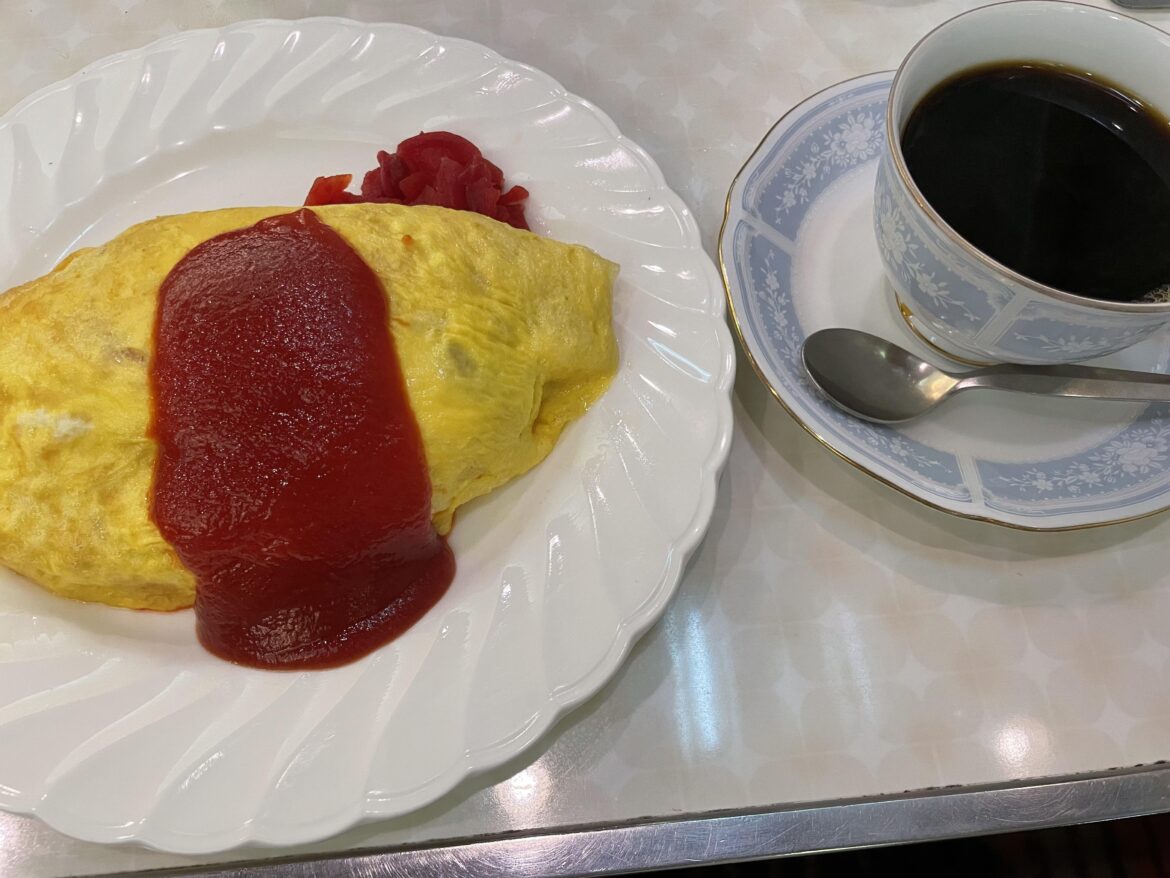 Omelette rice and coffee 🫶🏻