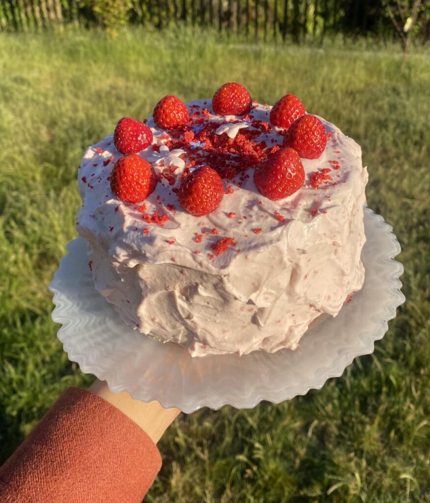Stella’s strawberry cake and thoughts for next time