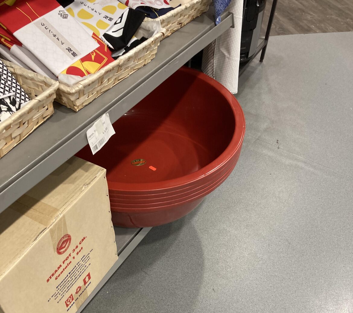 A silent tear for the fact that I couldn't take this beaut with me into the train