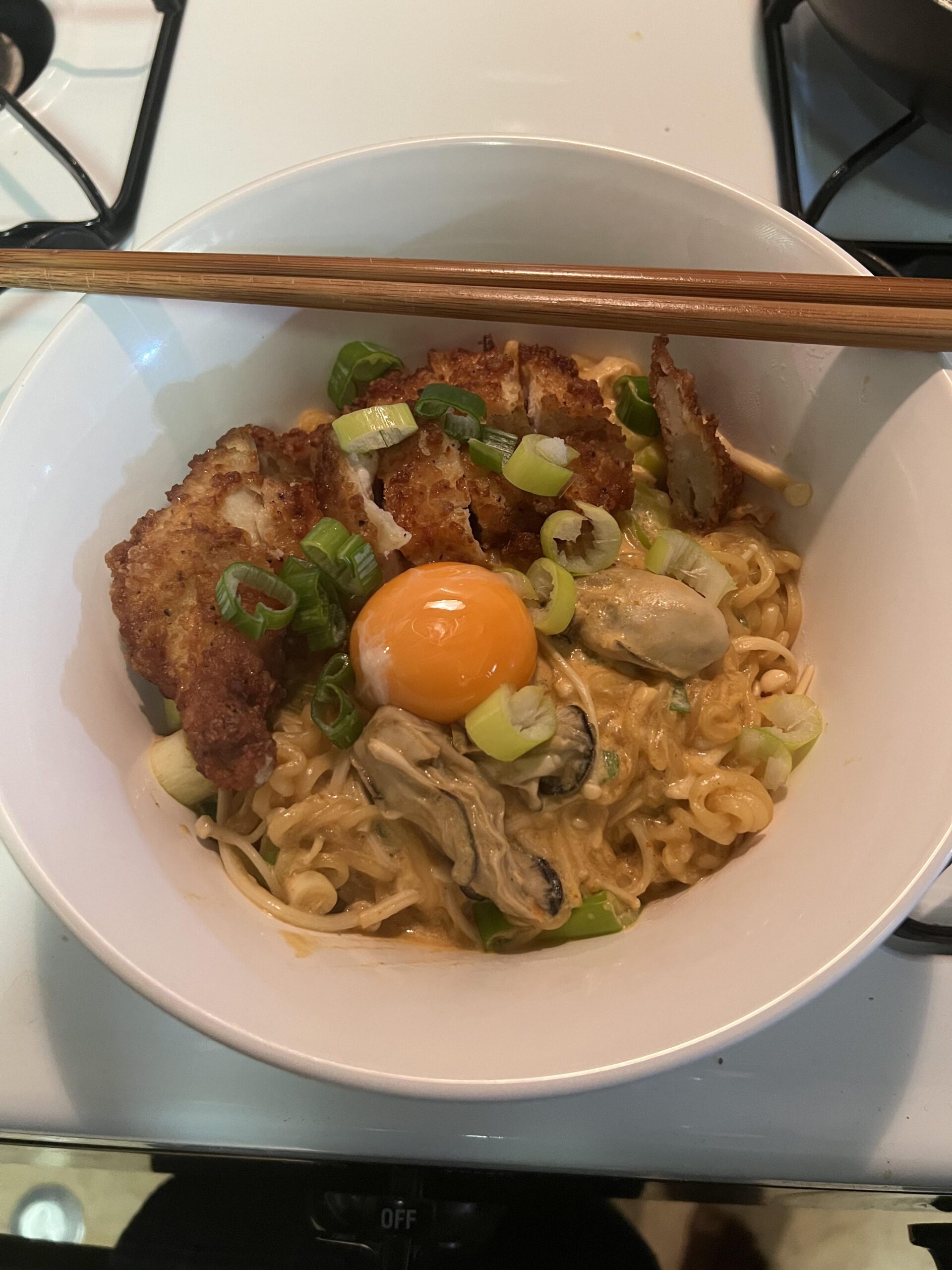 Oyster Ramen Dining and Cooking