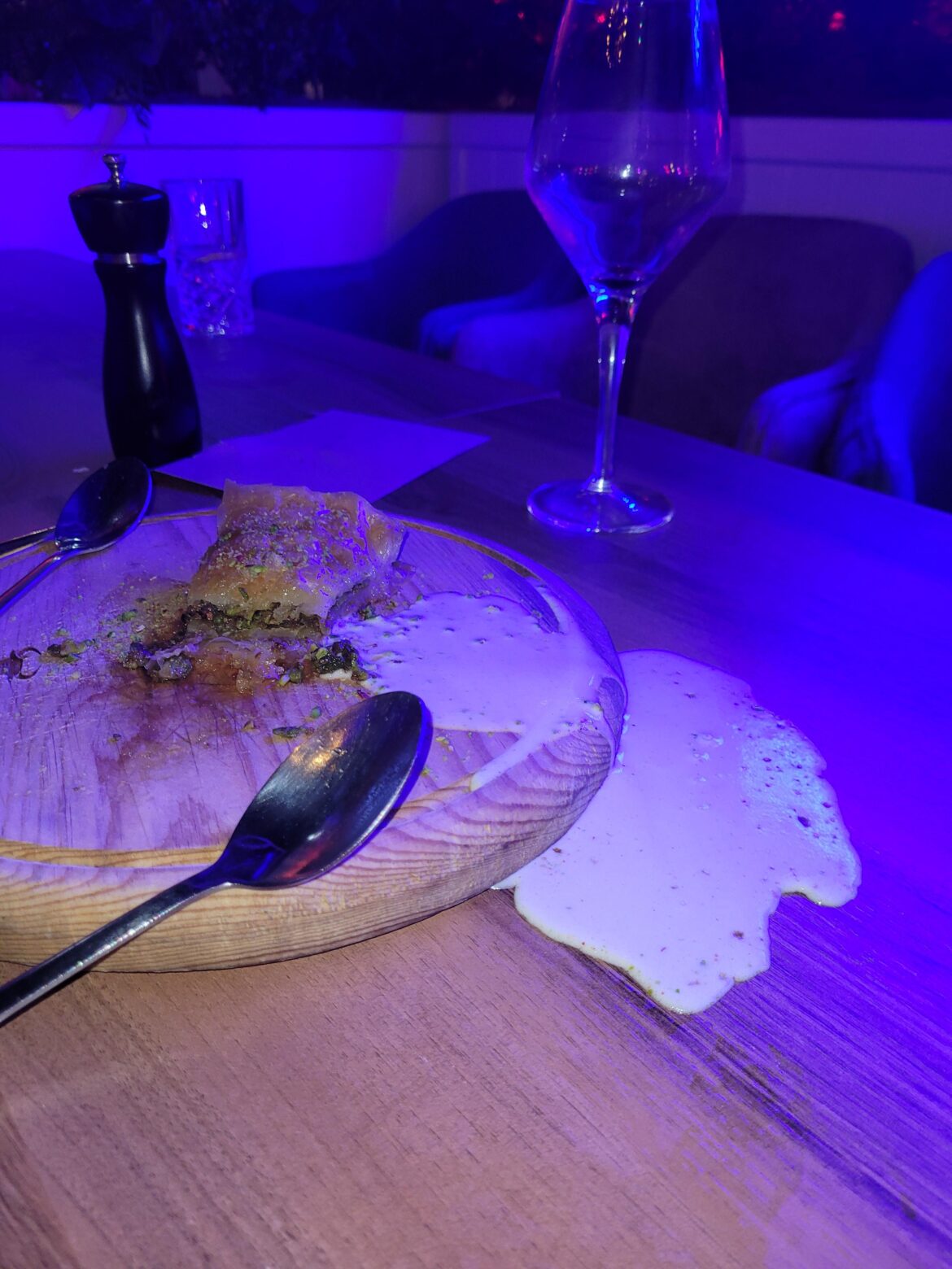 This is why we need plates (bowls)