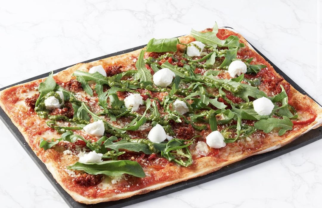 how many calories are in this calabrese flatbread? Dining and Cooking