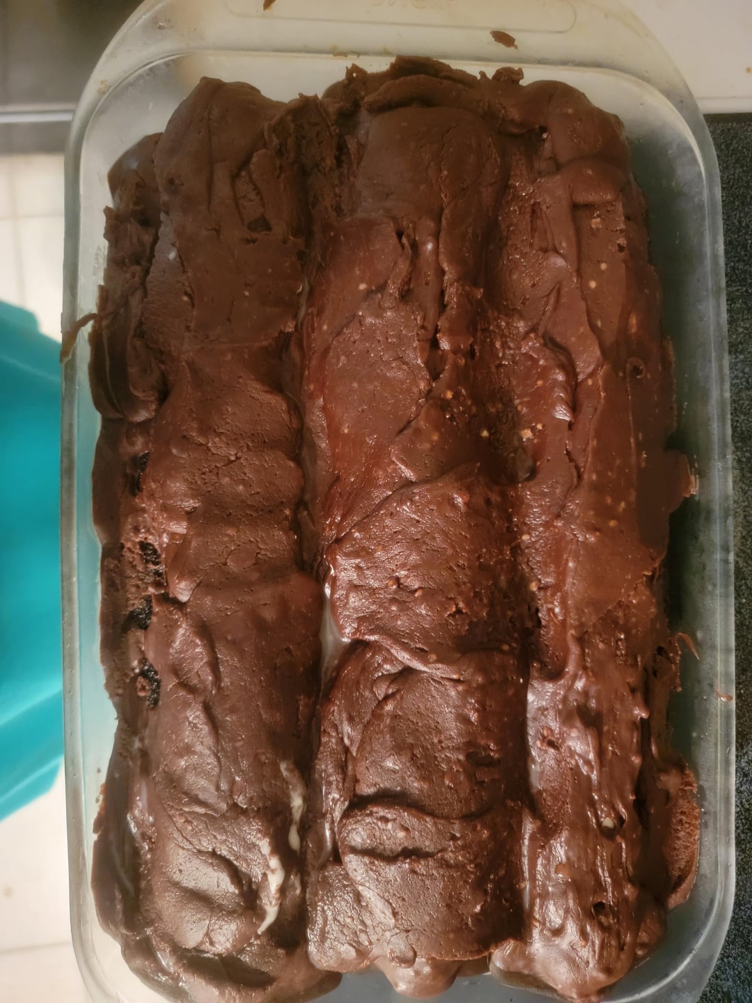 Saunders Bumpy Cake Dining and Cooking