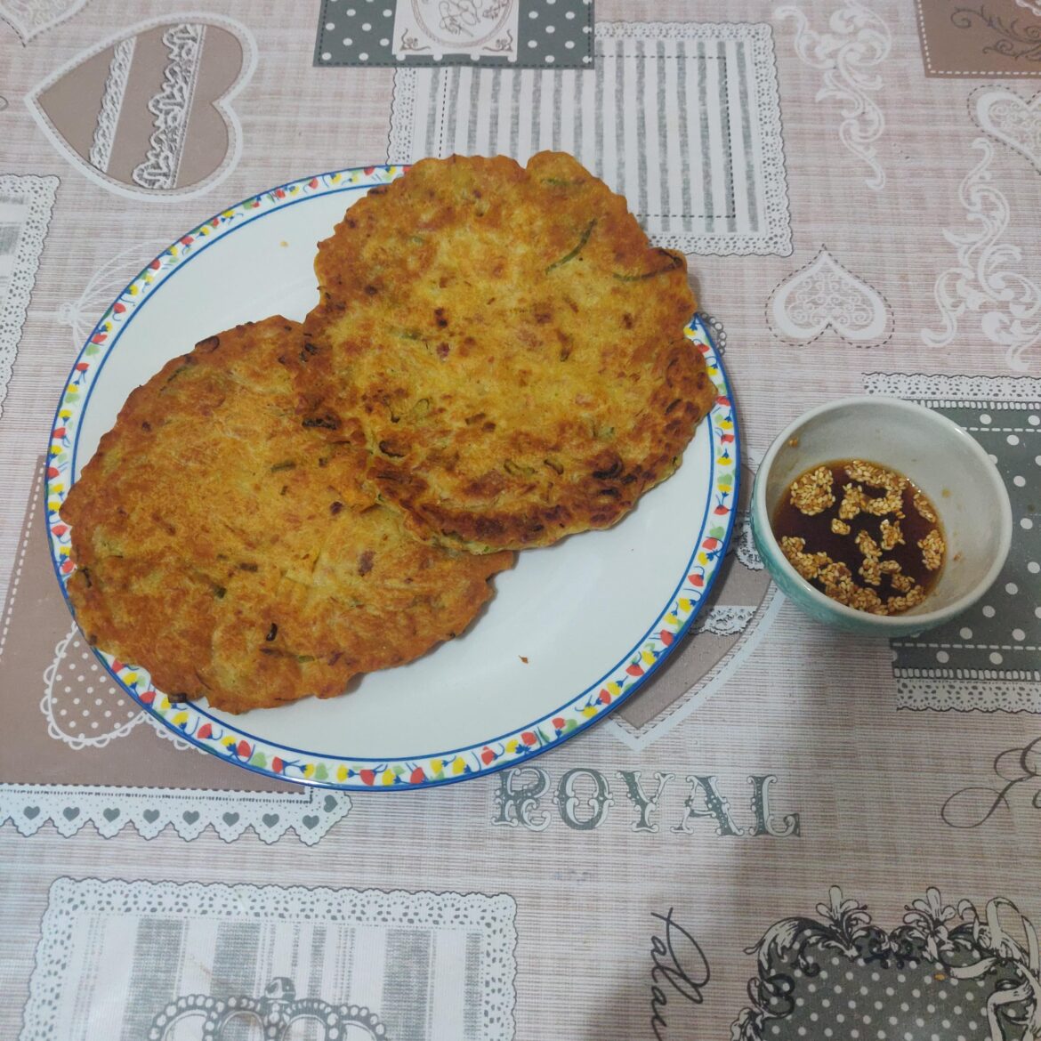 Tuna and scallions pancake