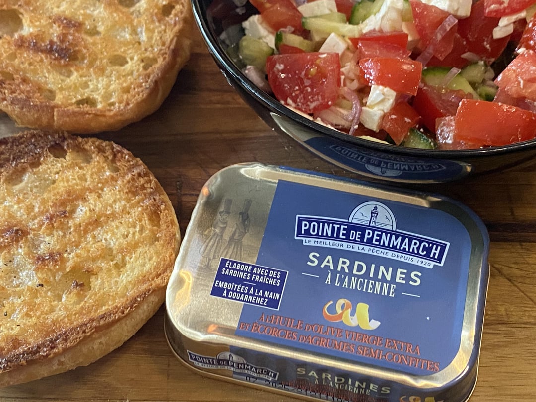 Candied citrus peel sardines, by Pointe de Penmarch. Slide to see the Deens 🐟 Dining and Cooking