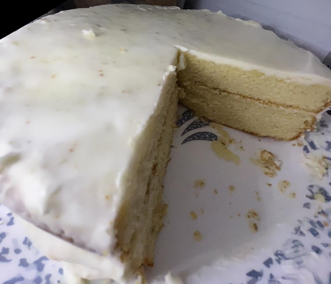 I made a very plain 8” cake and the calories per 1/12 of the cake was