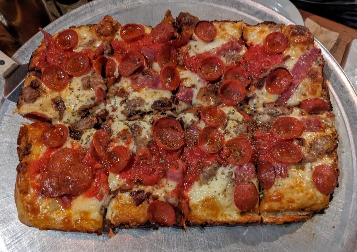 Slice & Pint - Cautros Carnes Sicilian