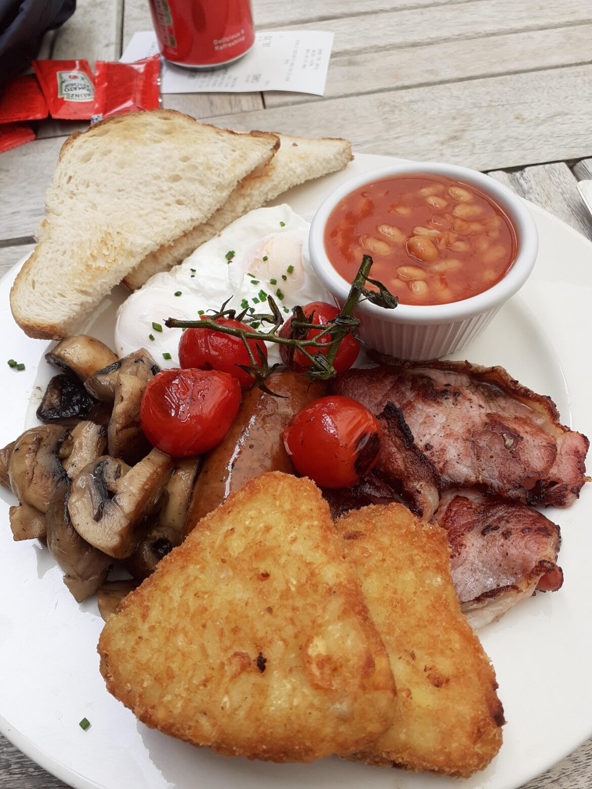 Fry up in posh London Cafe