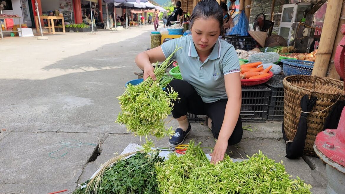 Harvest papaya flowers/ go to market to sell / vegetable gardening / harvest greens Harvest papaya flowers/ go to market to sell / vegetable gardening / harvest greens