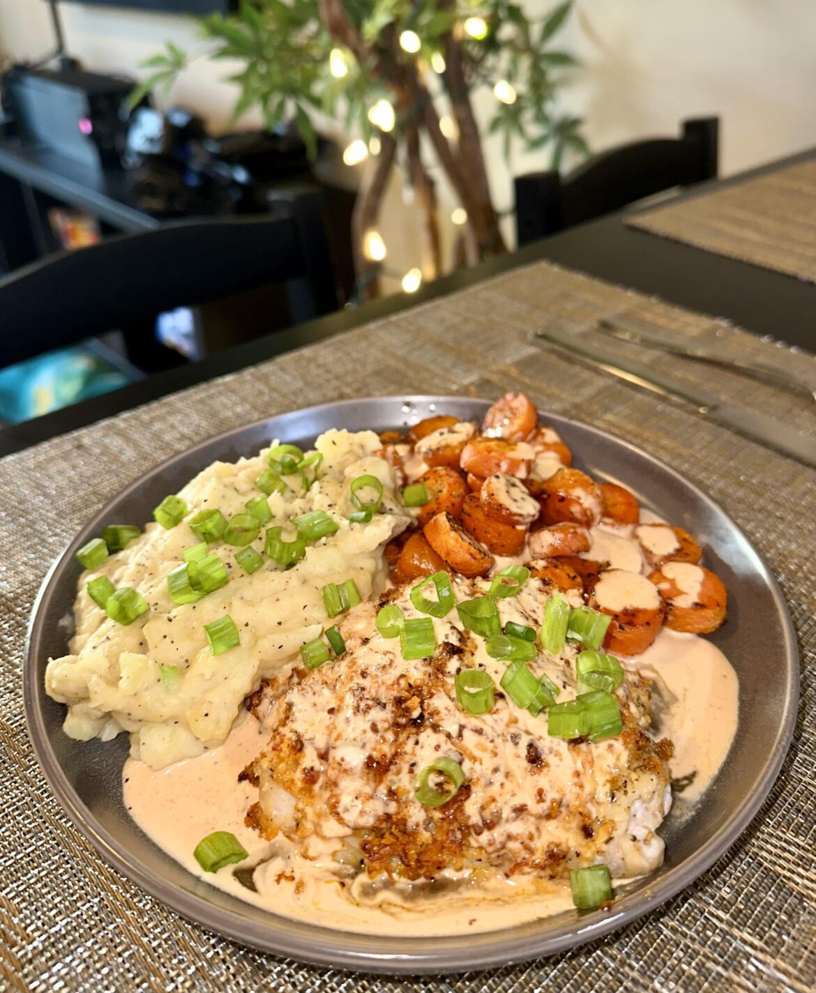 Crispy kickin’ Cayenne Chicken Cutlets