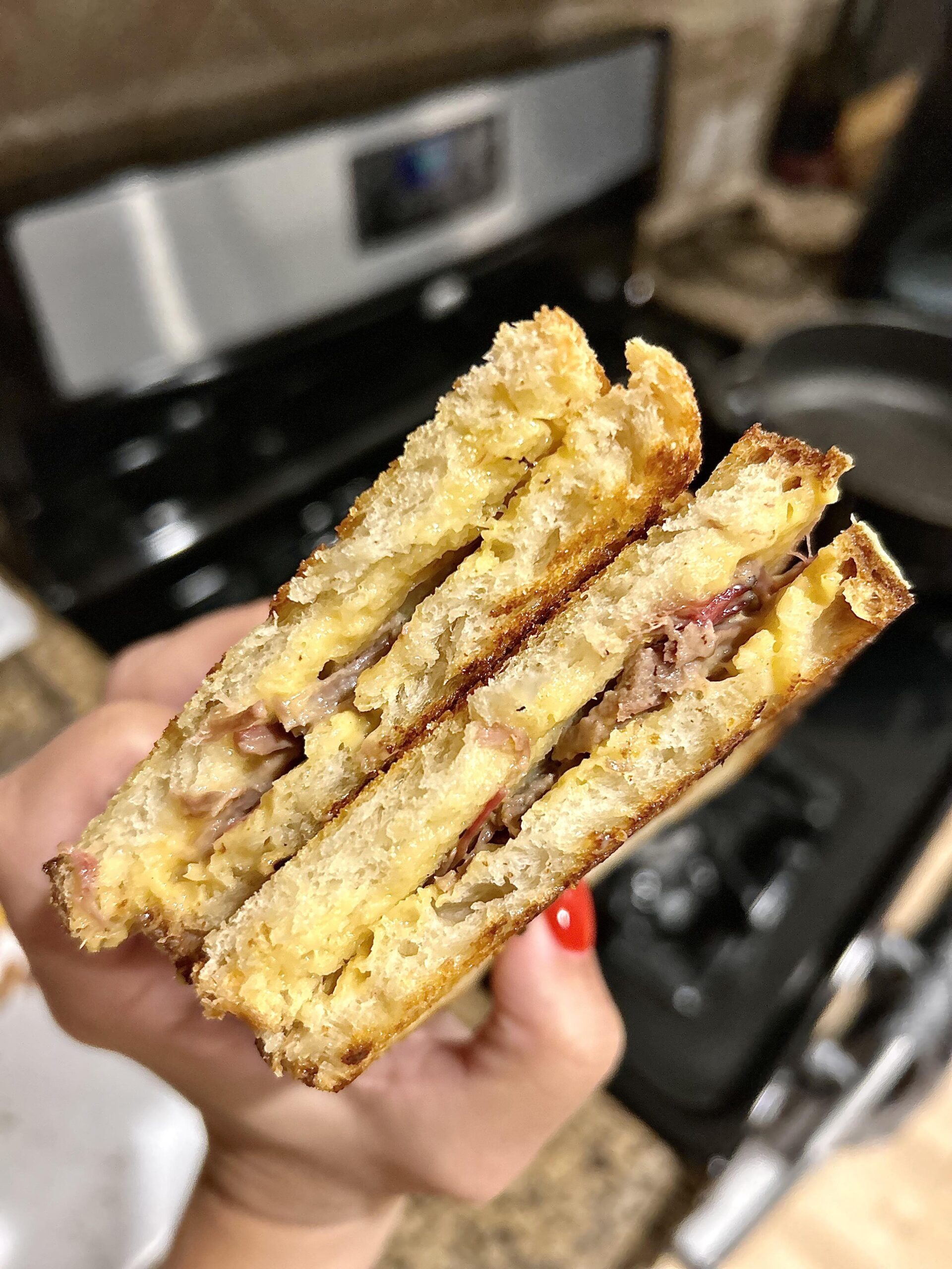 Bbq brisket grilled cheese 🍞🧀🐮 Dining and Cooking