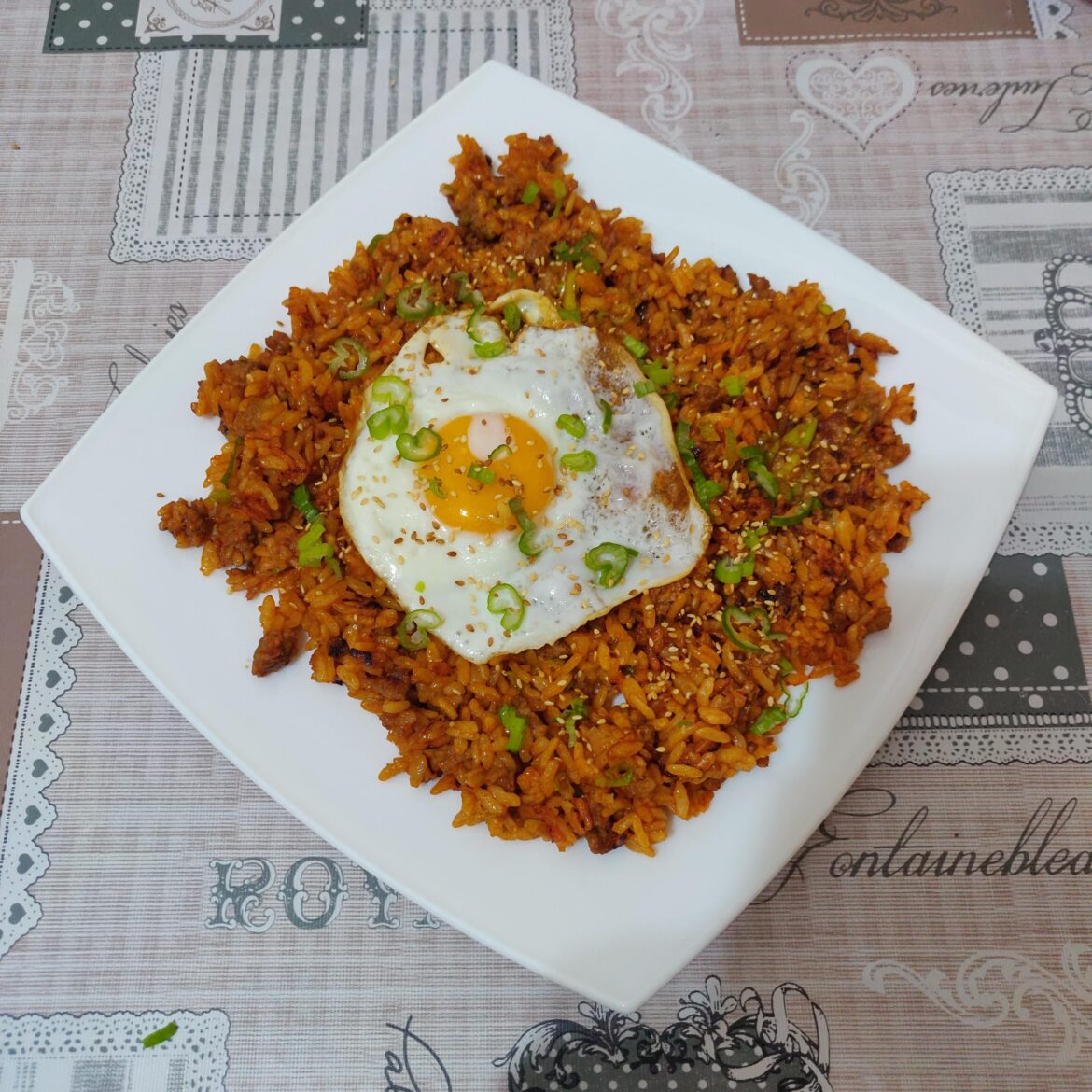 고주장 볶음밥 - Gochujang fried rice