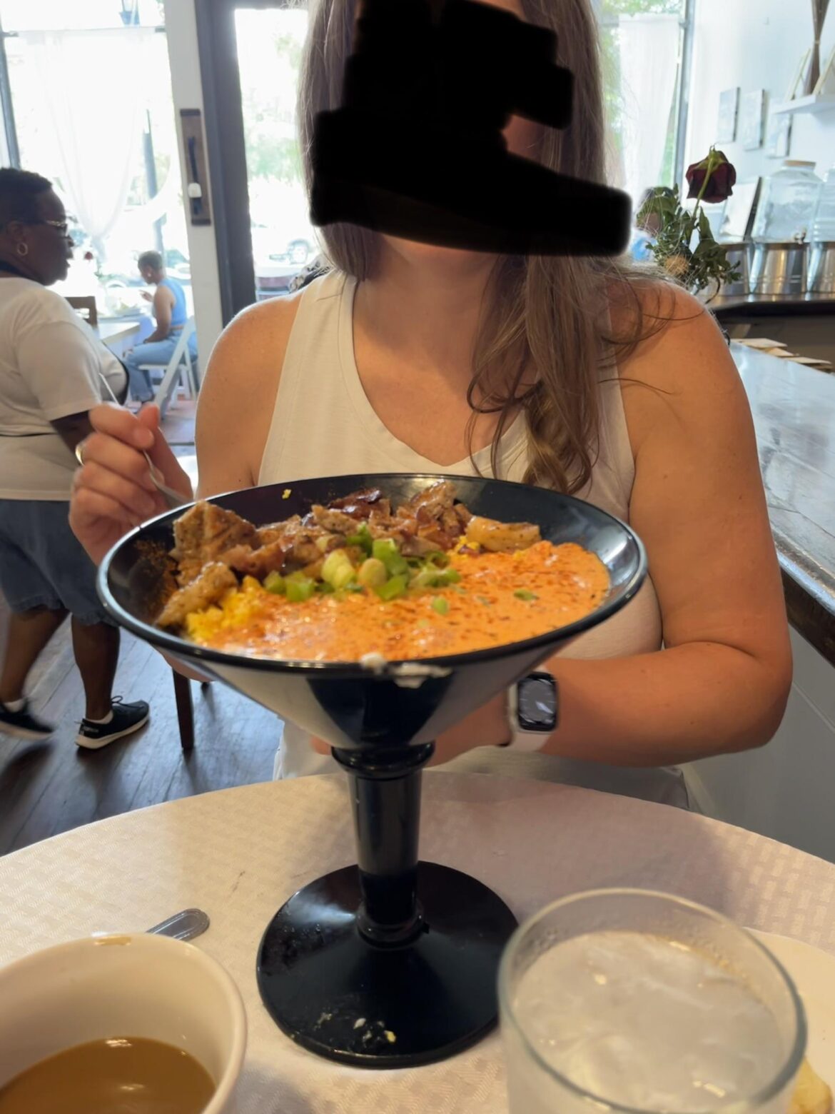 What makes someone think this is a great dish to eat out of? What makes someone think this is a great dish to eat out of?