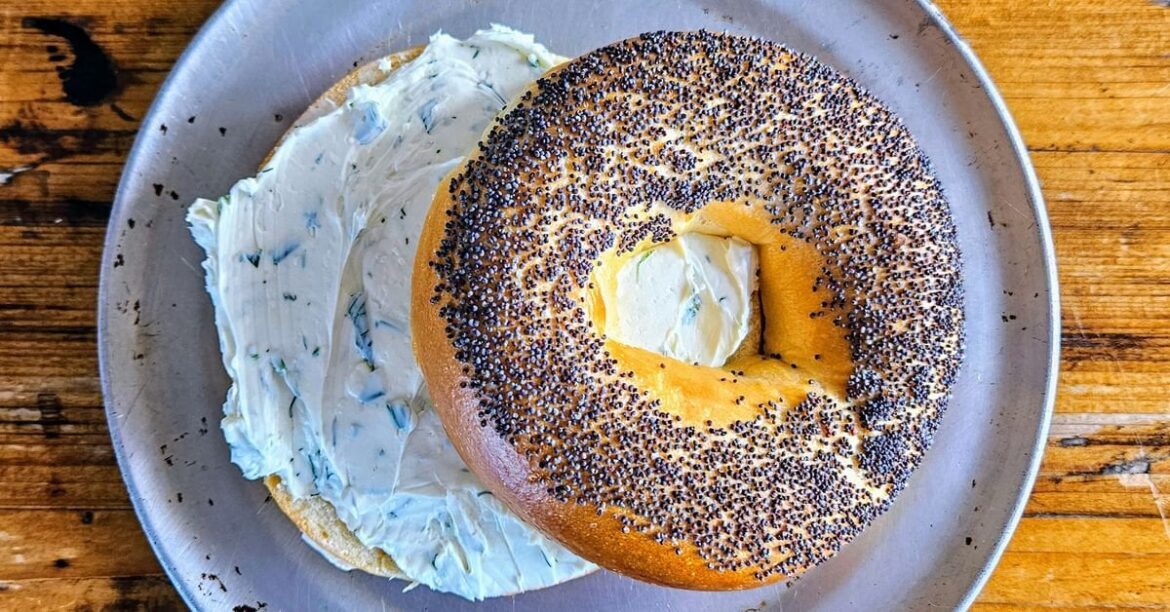 Nervous Charlie Bagels coming to Cedar Park.