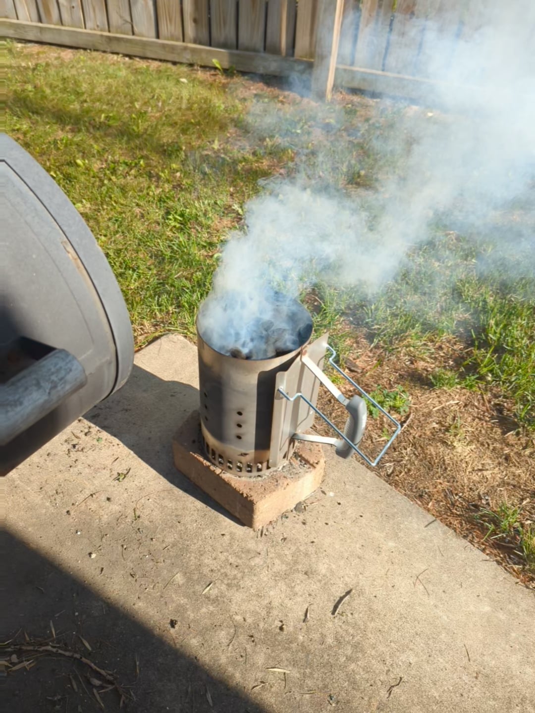 Does anyone else's chimney starter smoke this bad? Dining and Cooking