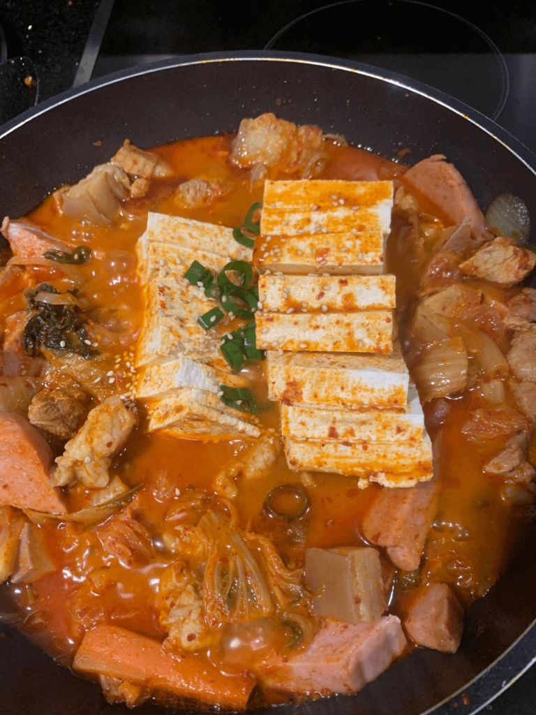 Spam kimchi jjigae