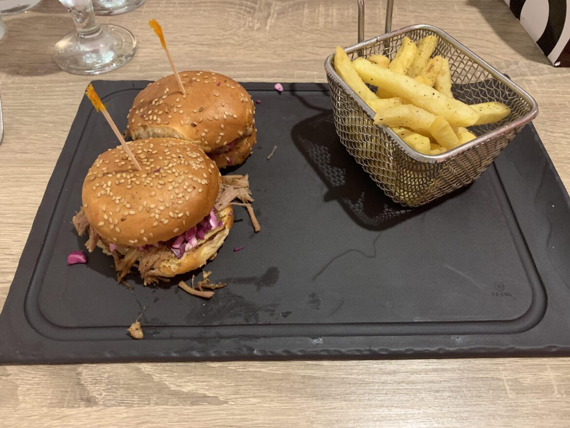 Pulled pork sliders served on a (cold) tile.