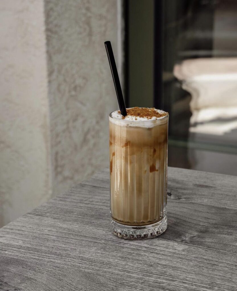 Finally! A new coffee store was opened few minutes from my place and it looks amazing