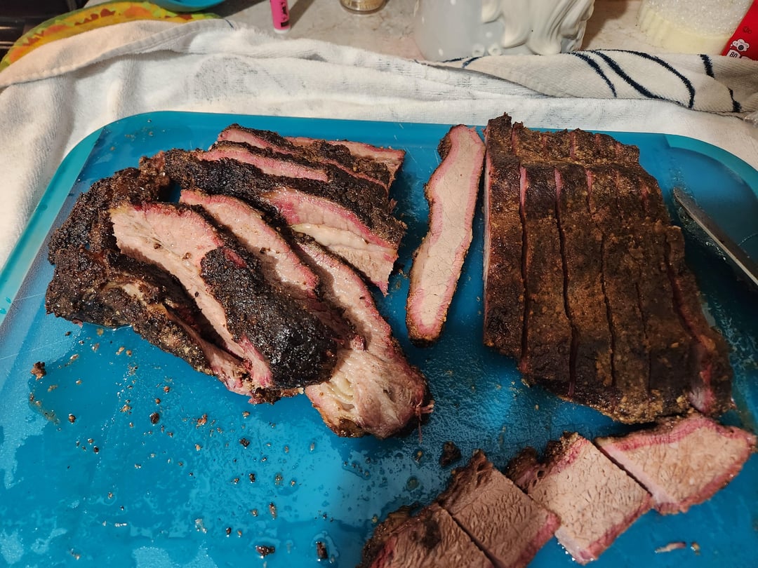 brisket-and-beef-ribs-dining-and-cooking