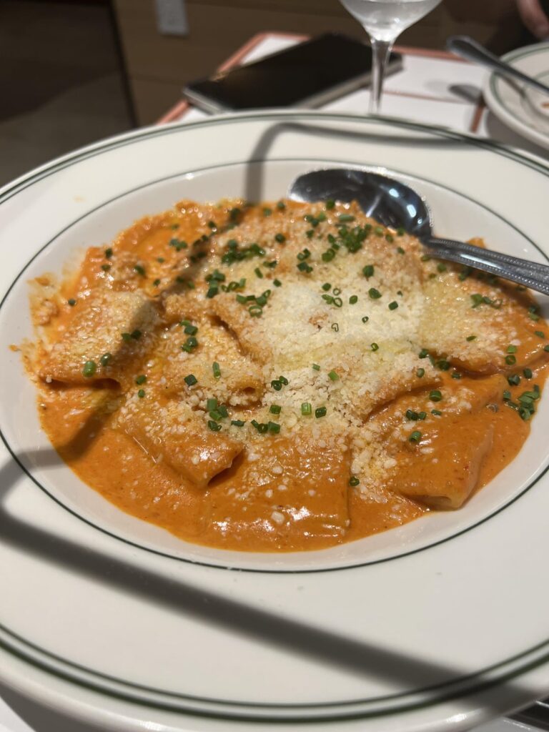 Pijja Palace, my favorite American Italian Indian sports bar