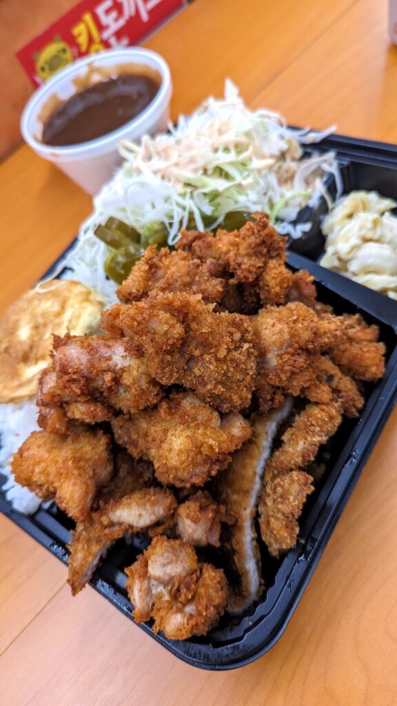 King Tonkatsu {inside Hannam supermarket}, Koreatown - Pork Katsu + Chicken Combo w/ soda ($14)