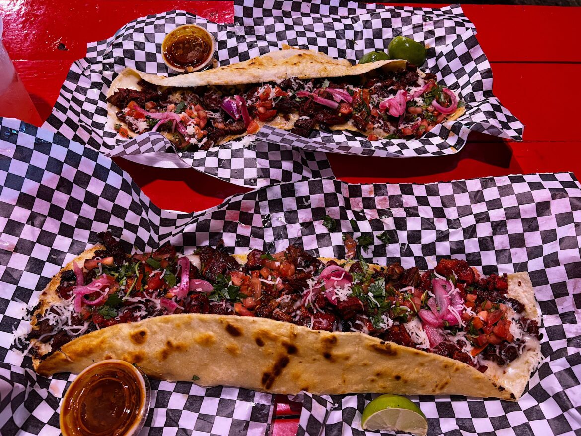 Machetes at Aparicios