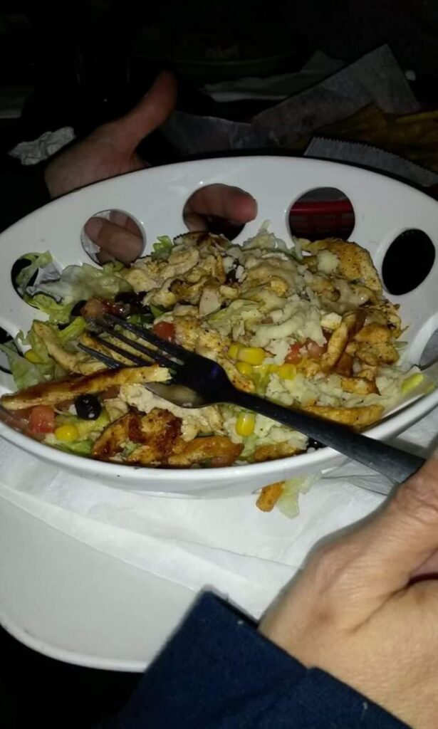 I want to keep the table clean when eating, thanks