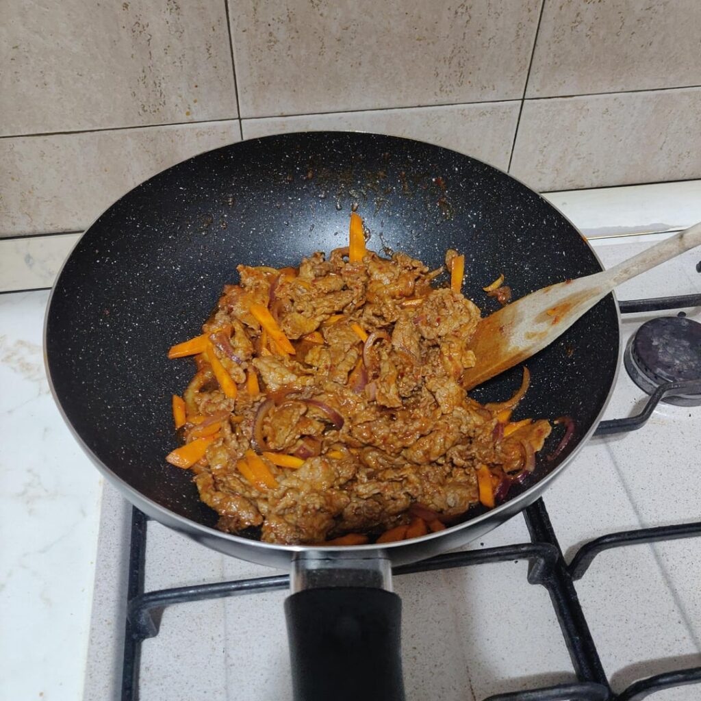 Spicy beef bulgogi