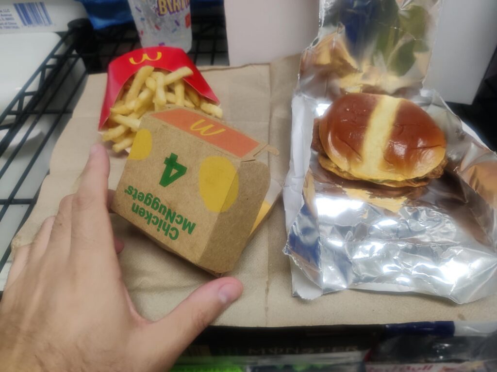So I asked for the Spicy McCrispy with the sause on the side.
