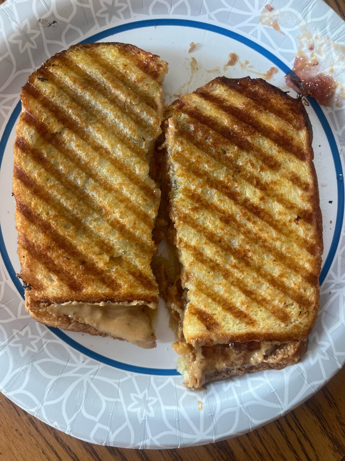 Who else enjoys grilled Pb & j