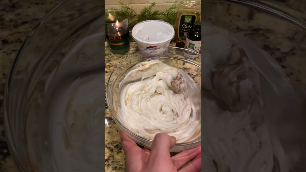 Greek Yogurt Parfaits