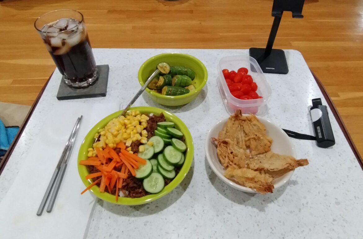 Homemade 물고기 and 오이무침 with my first attempt at fried enoki.
