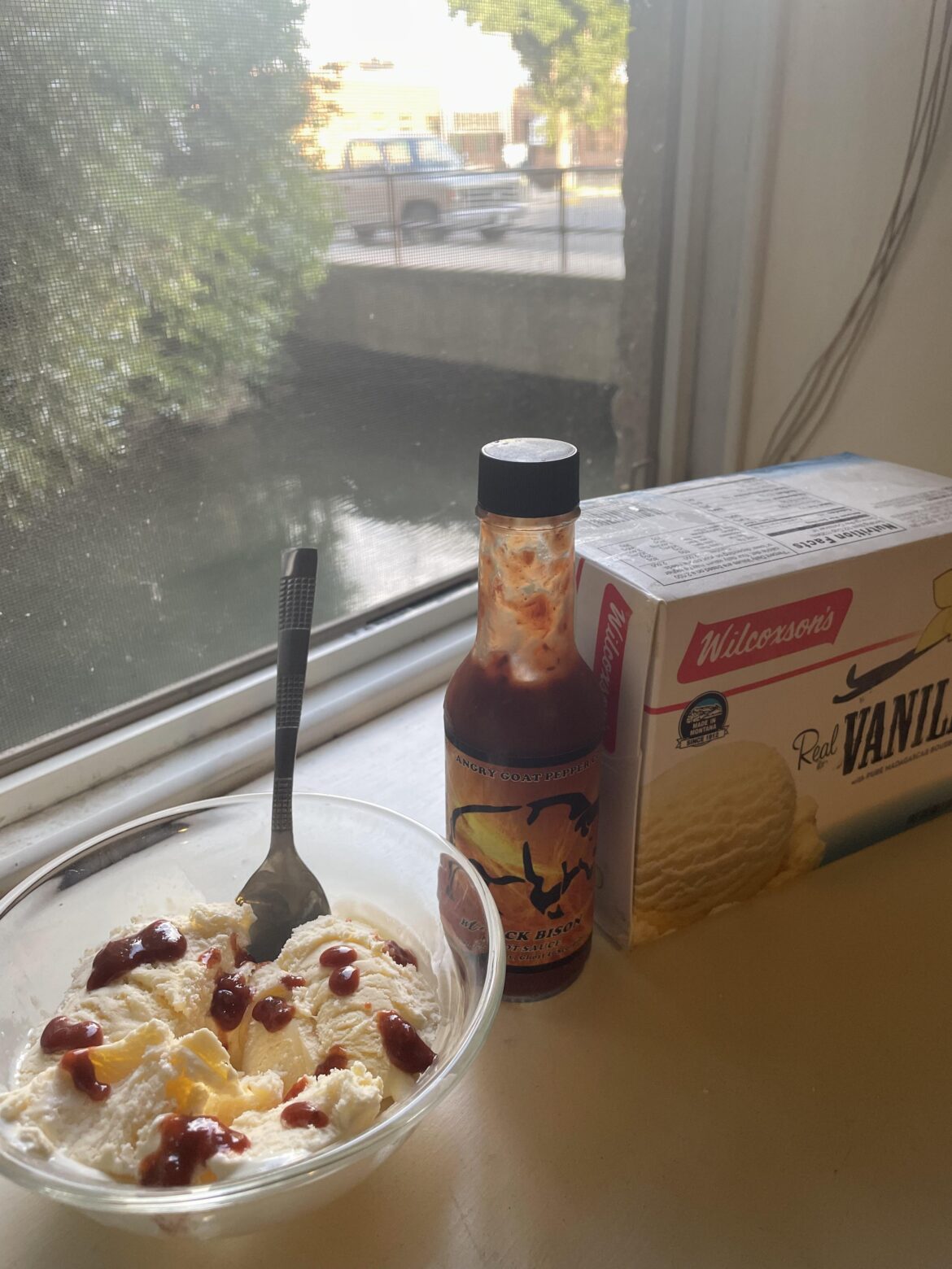 Y’all need to try this. Fruit based sauce+good ice cream=spice cream