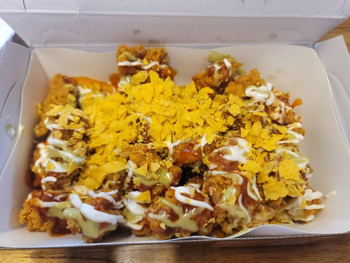 I ate new menu called as 티키타코 chicken!