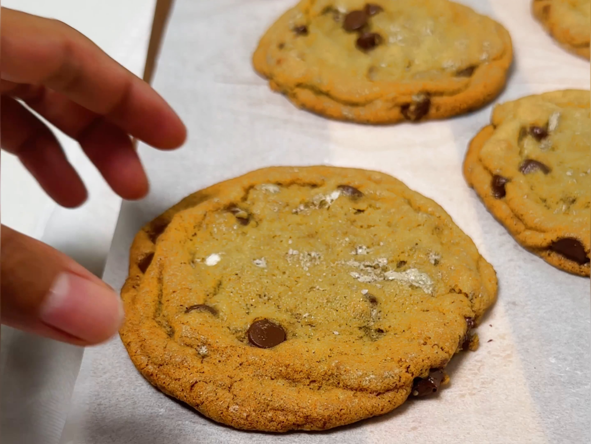 Halva Chocolate Chip Cookies