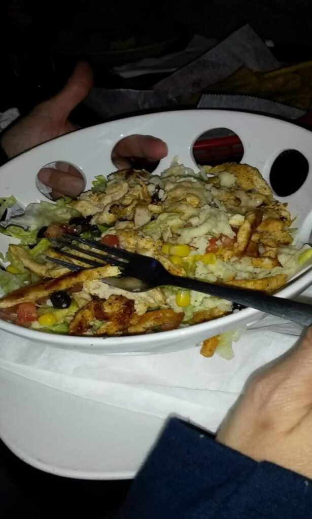 I want to keep the table clean when eating, thanks