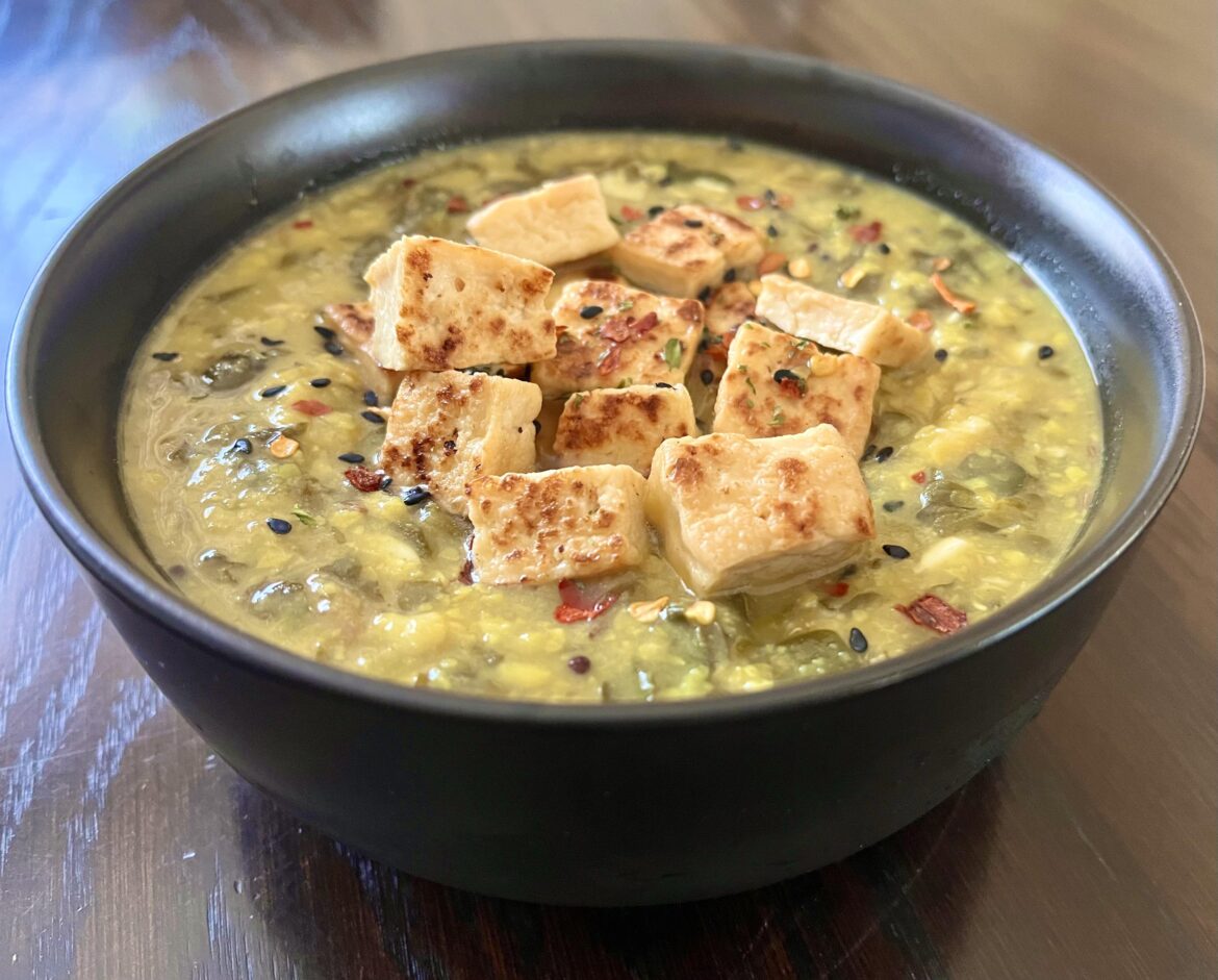 Yellow-lentil and Kale soup with crispy Tofu.