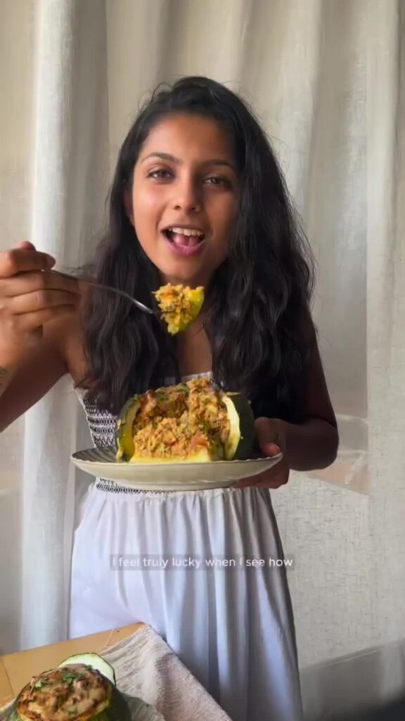 Spicy Tofu Rice-Stuffed Round Zucchinis